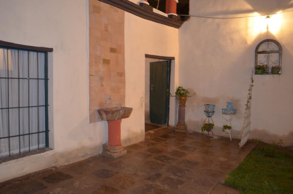 Casa Solariega Hostal B&B ซูเกร ภายนอก รูปภาพ